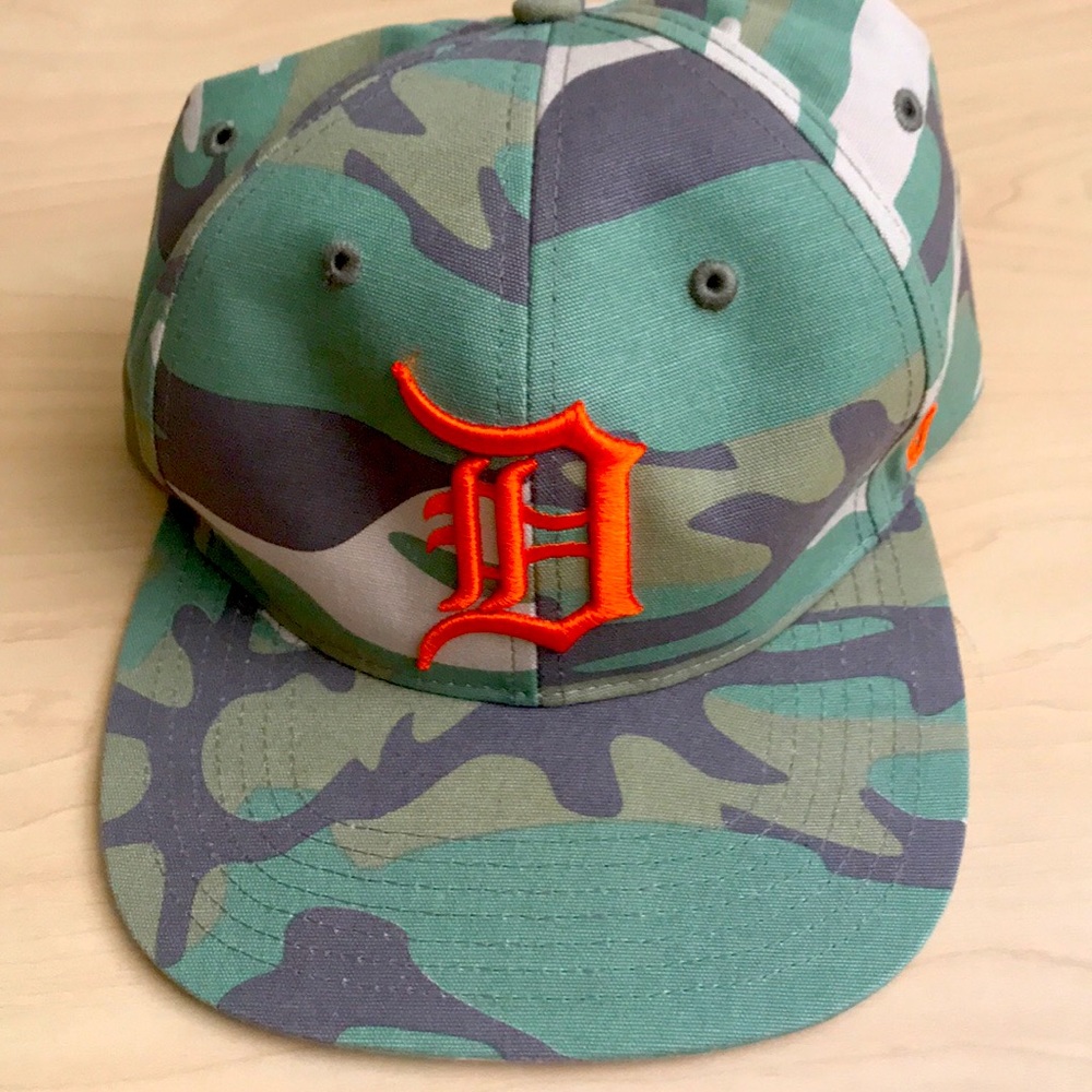 Brand new Detroit Tigers camo hat